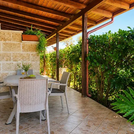 Bed & Breakfast Dimora Da Pippi - Relax Nel Vicino Otranto Uggiano La Chiesa